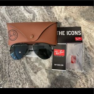 Brand New Black Ray-Ban Aviator Classic Sunglasses